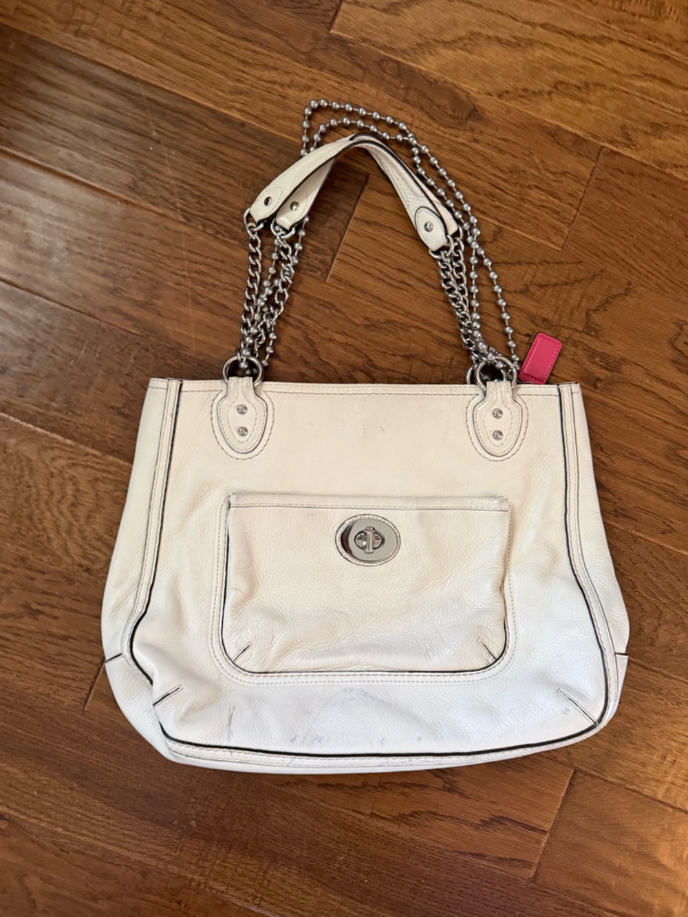 Coach White Leather Chain-Handle   Shoulder Bag
